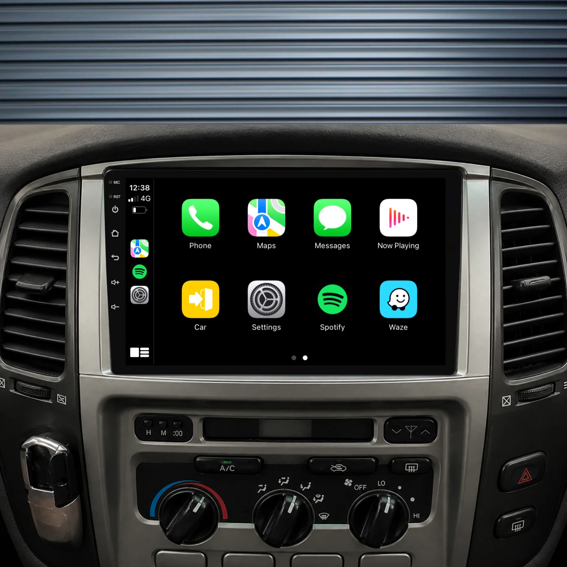 Toyota Landcruiser 100 Series 9" (2002-2007) Plug & Play Head Unit Upgrade Kit: Car Radio with Wireless & Wired Apple CarPlay & Android Auto
